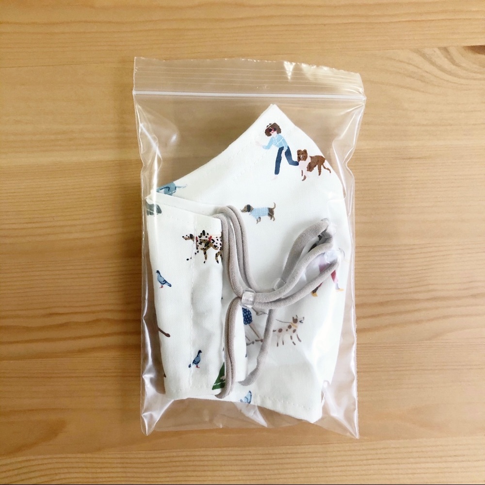 2 for 25$ Custom Handmade Face Mask / White Liner - Picture 9 of 11
